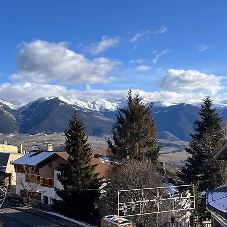 Apartment Les Marmottes-centre-ville-terrasse & Bois- T2-premium-parking Couvert-netflix-6 Pers *