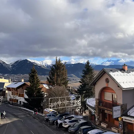 Les Marmottes-centre-ville-terrasse & Bois- T2-premium-parking Couvert-netflix-6 Pers Apartment Font-Romeu-Odeillo-Via