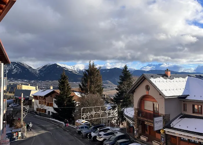 Les Marmottes-centre-ville-terrasse & Bois- T2-premium-parking Couvert-netflix-6 Pers Apartamento Font-Romeu-Odeillo-Via